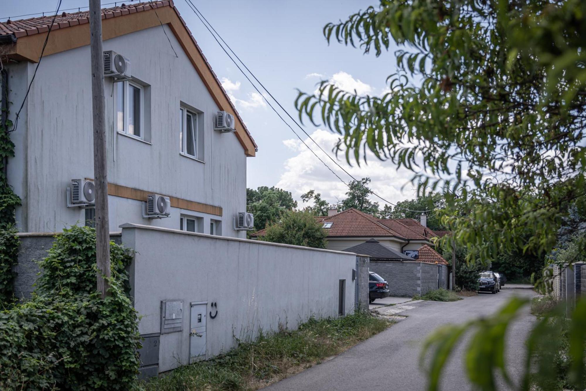 Apartments By Pyramid - Michal Bratislava Bagian luar foto